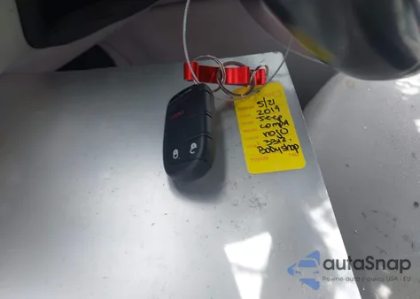 2019 Jeep Compass Sun And Wheel Fwd from USA, damaged, VIN 3C4NJCBB8KT843811